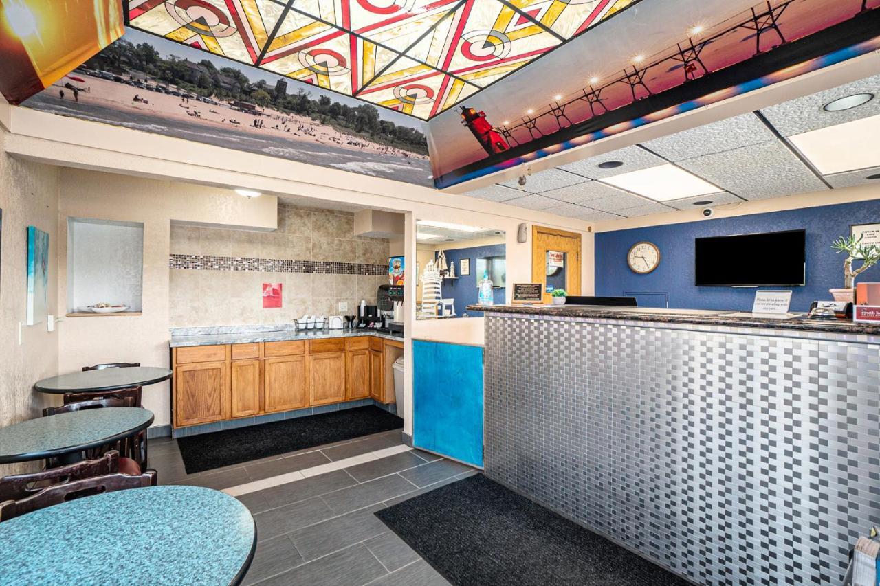 Great Lakes Inn & Suites South Haven Εξωτερικό φωτογραφία