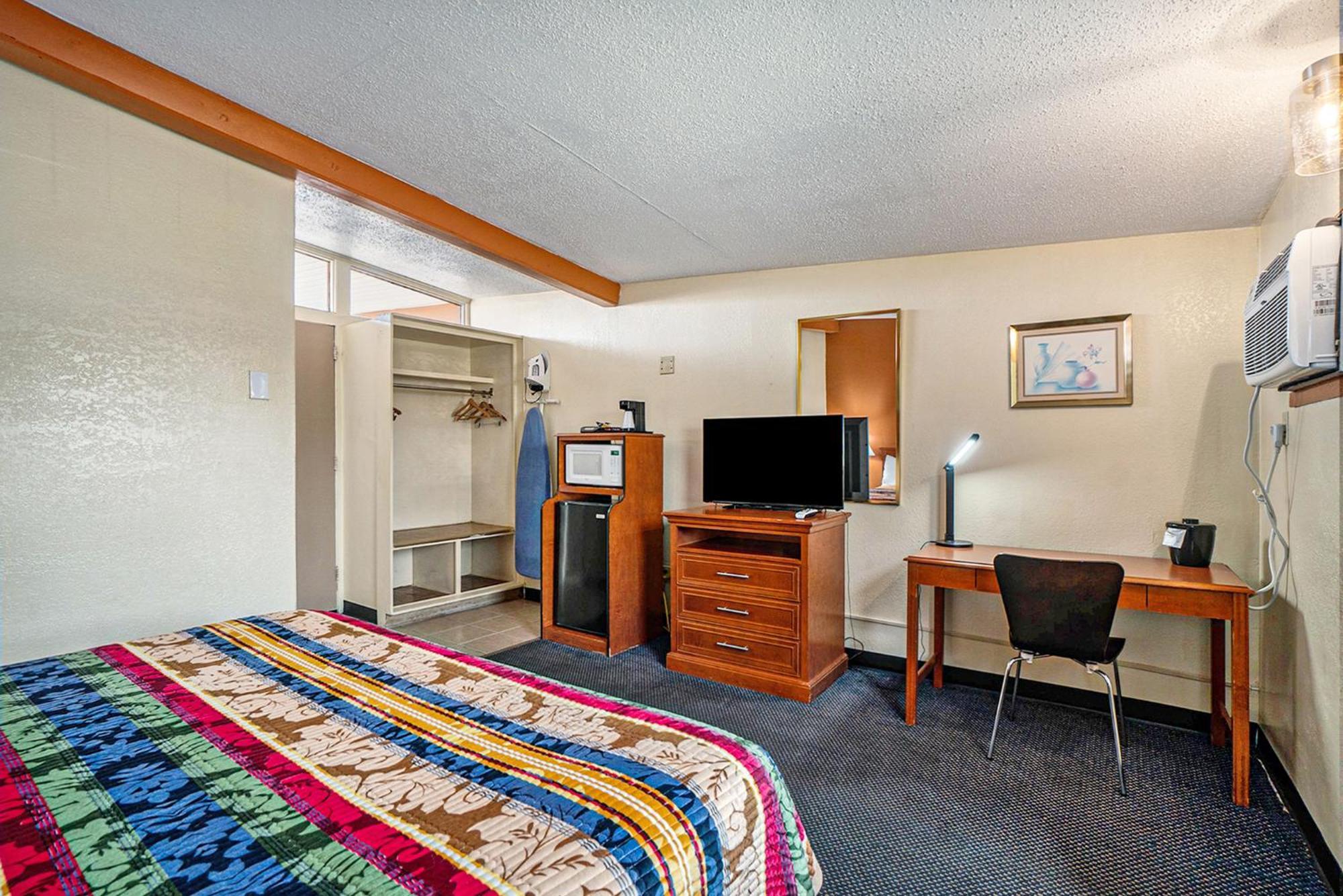Great Lakes Inn & Suites South Haven Δωμάτιο φωτογραφία
