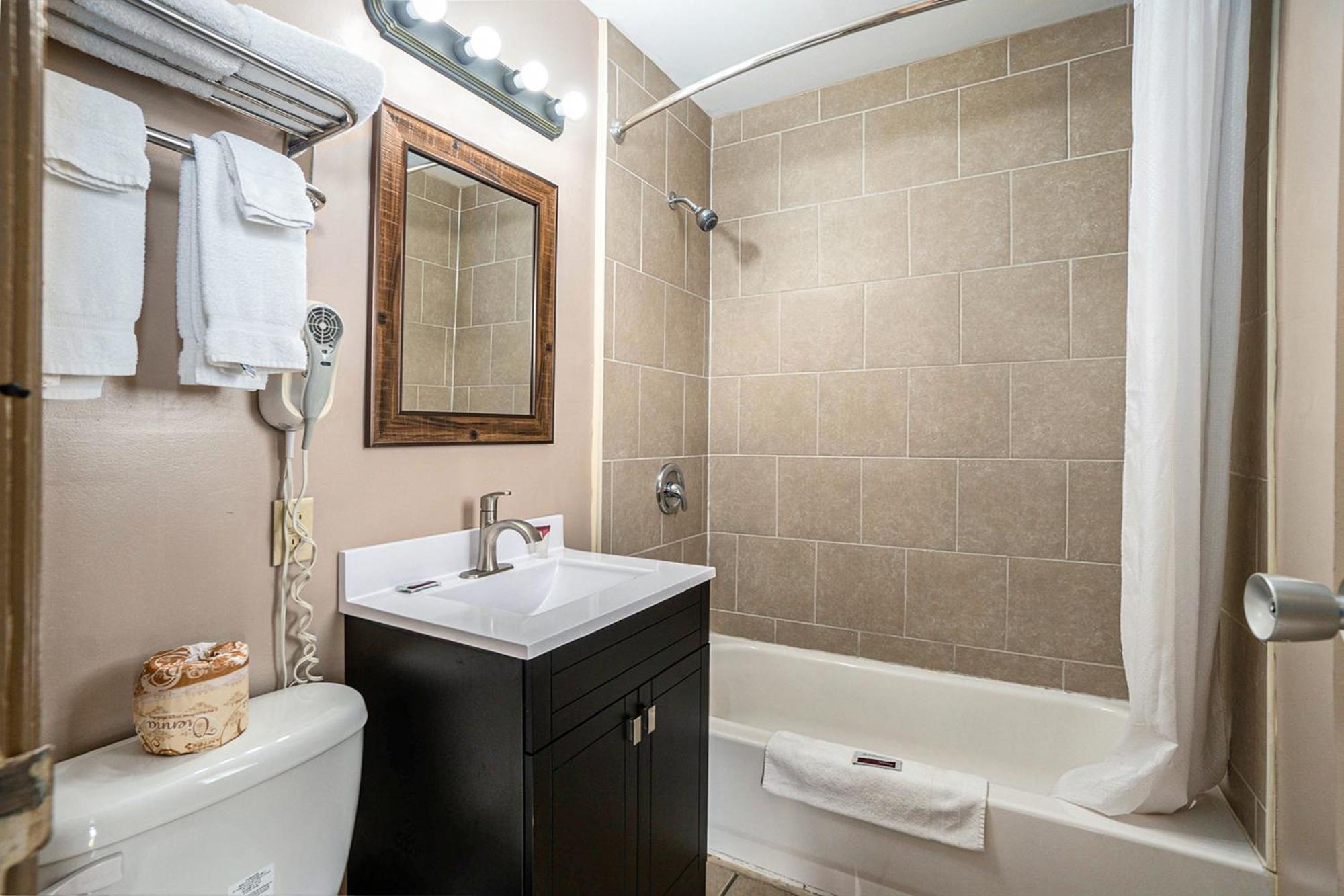 Great Lakes Inn & Suites South Haven Δωμάτιο φωτογραφία